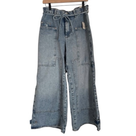 We The Free We The Free Crvy Wide-leg Jeans in Drizzle Blue Size M NWT - Picture 2 of 9